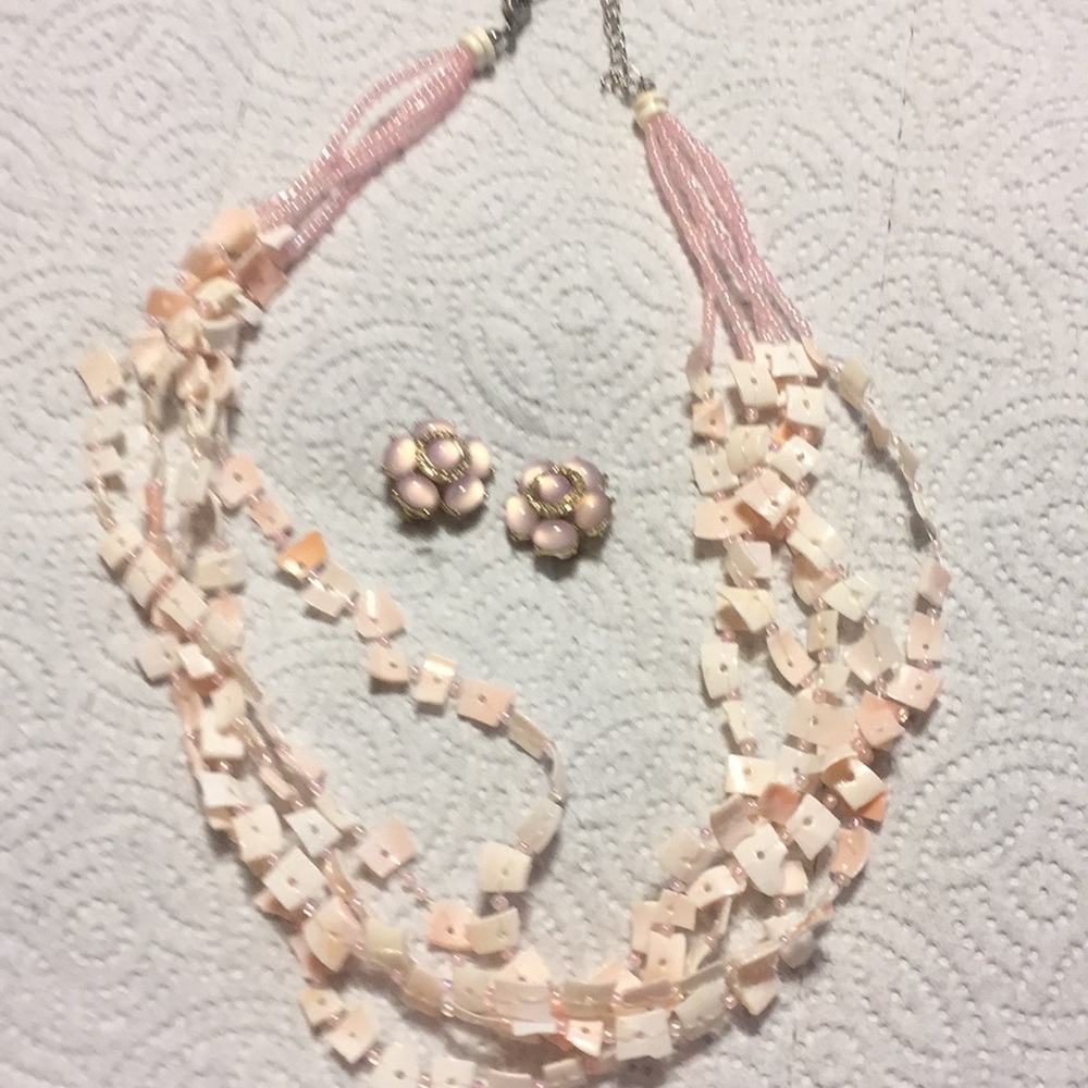 8 and half inches sea shell necklace